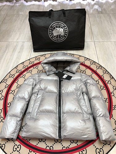 Canada Goose Crofton Hooded Down Jacket – Silver