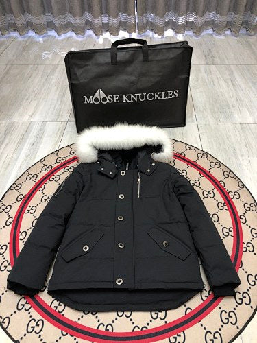 Moose Knuckles Men’s Hooded Parka | Black