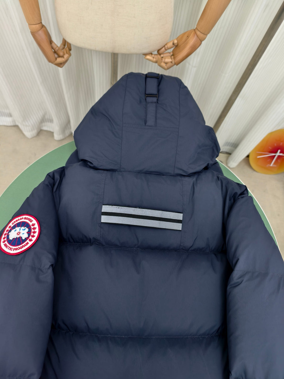 Canada Goose Lawrence Hooded Down Puffer Coat – Navy