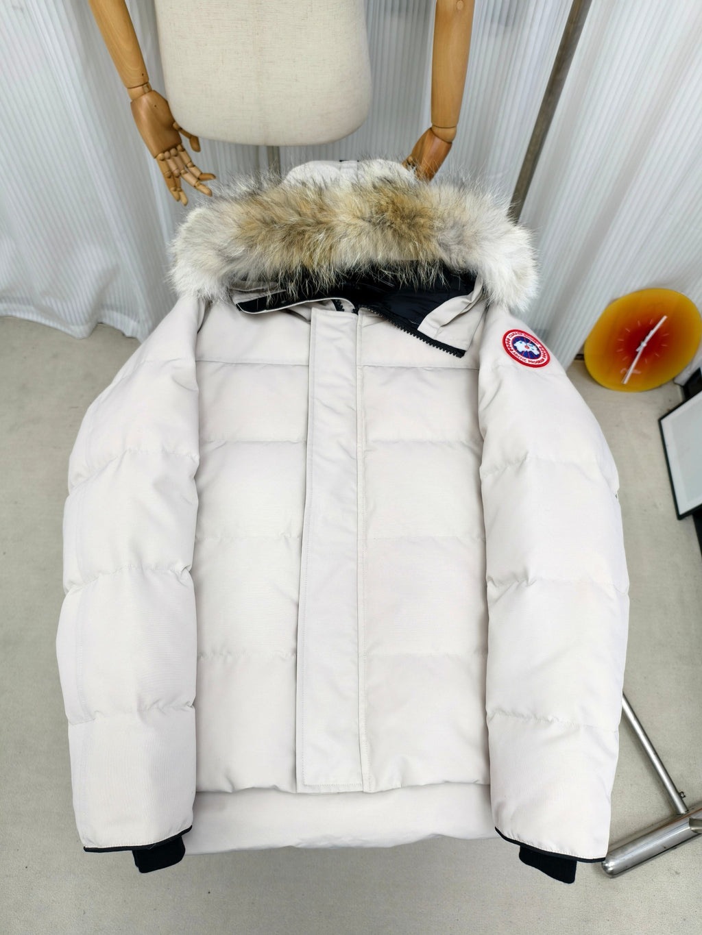 Canada Goose Wyndham Hooded Down Jacket – White