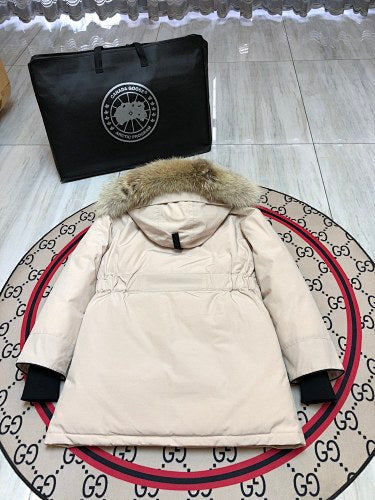 Canada Goose Women's Expedition Parka – Cream