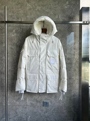 Canada Goose Expedition Parka – White (Limited Edition)
